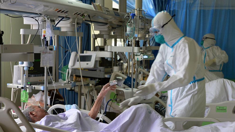 Coronavirus seguirá golpeando durante próximas décadas: OMS