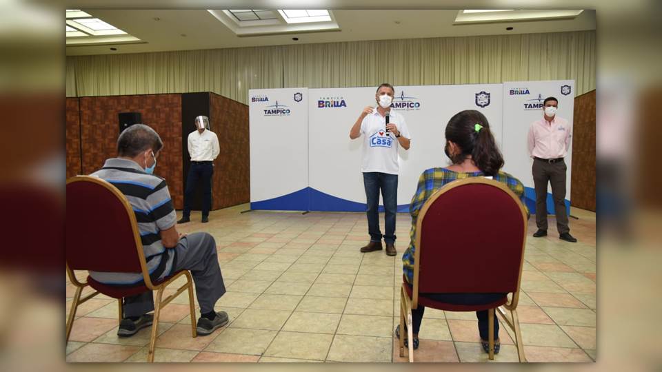 Ha Entregado Chucho Nader 450 Concesiones a Locatarios del Nuevo Mercado de Tampico