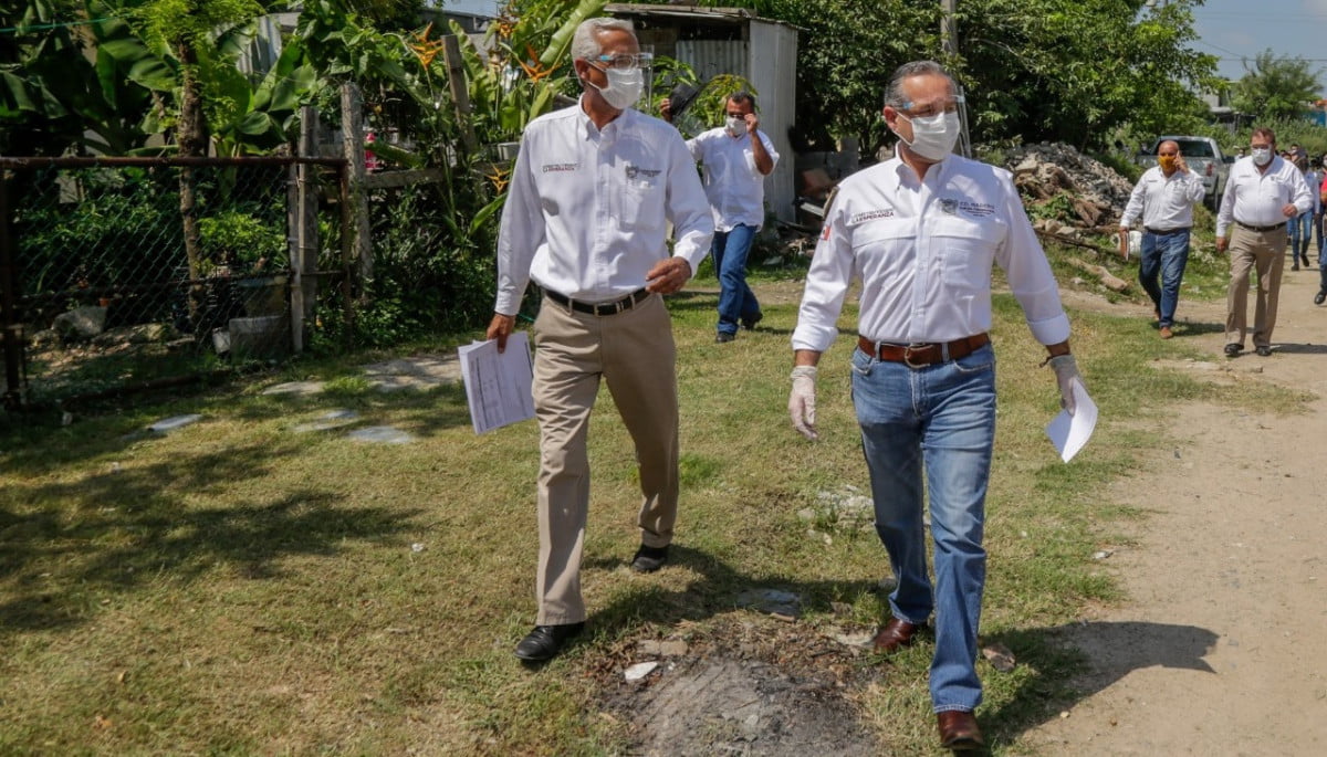 Adrián Oseguera redobla ritmo para mitigar rezago social  en Madero