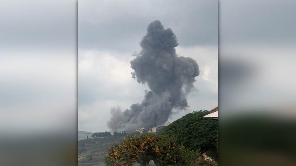 Impresionante explosión sacude la ciudad de Ain Qana en Líbano, al parecer era un depósito de armas