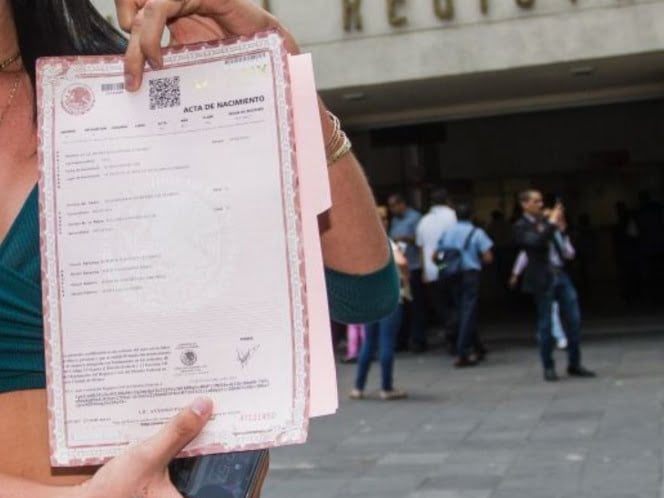 Proponen eliminar el género de las actas de nacimiento en CDMX