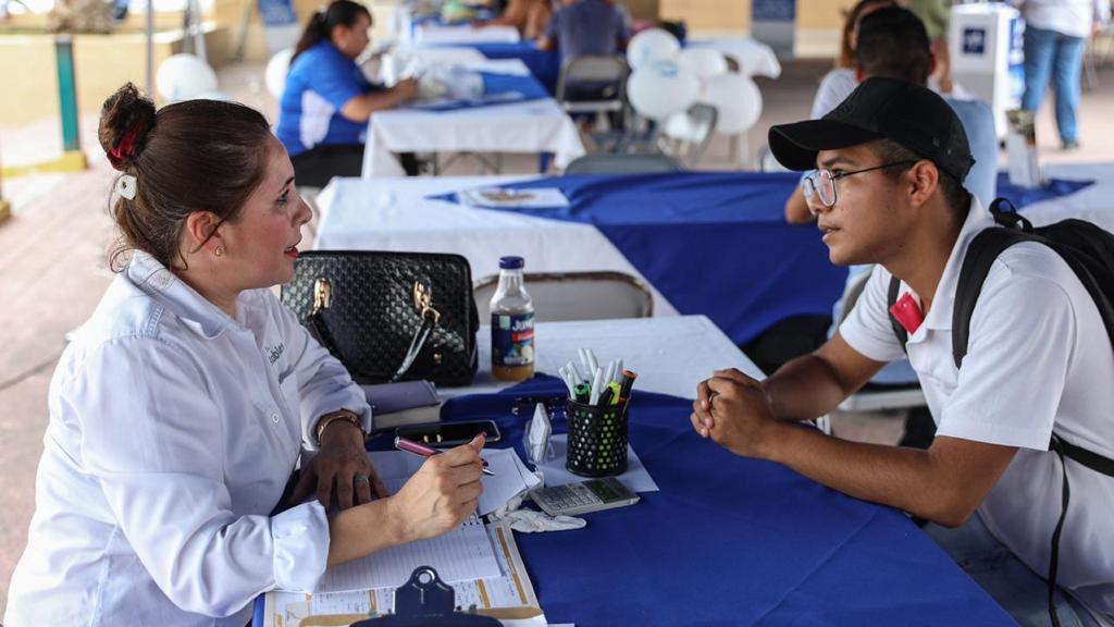 Registra Nuevo Laredo ejemplar recuperación de empleo: Enrique Rivas