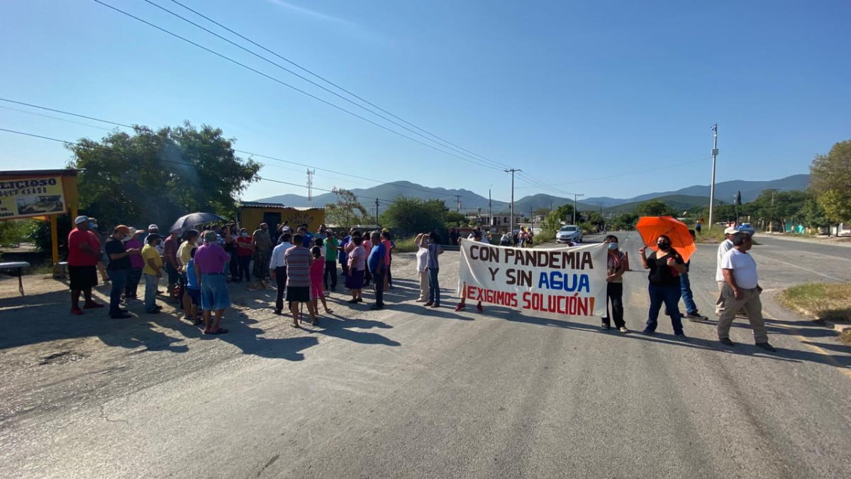Bloquean Libramiento Portes Gil de Victoria en protesta por falta de agua