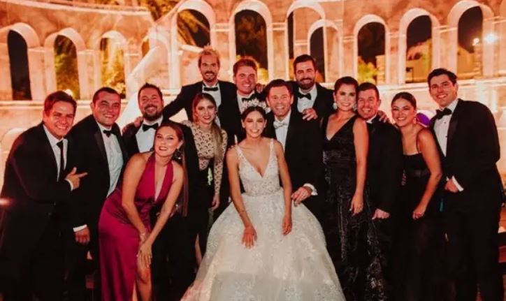 Boda de un actor en Mexicali deja más de 100 contagios de Covid-19