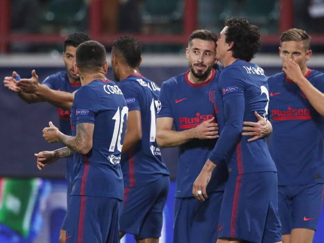 Héctor Herrera iguala marca de ‘Chicharito’