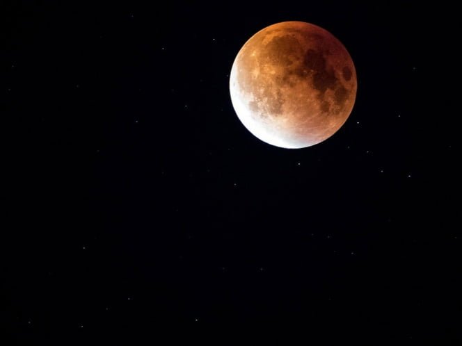 Cenizas humanas viajarán a la Luna en 2021; este será el costo