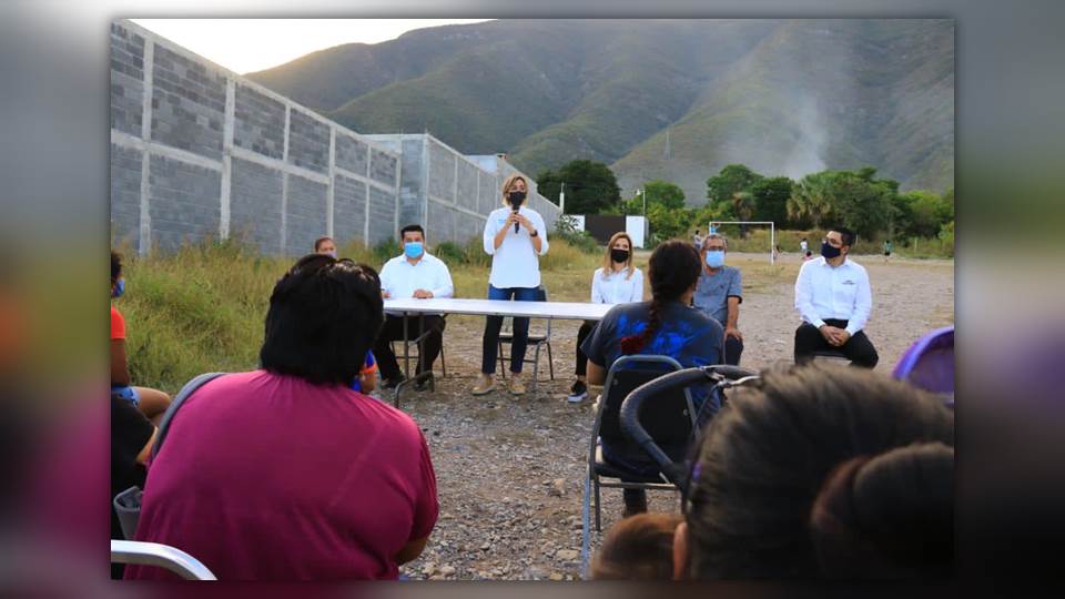 Instala Pilar mesa de diálogo para atender peticiones en la colonia Alta Vista
