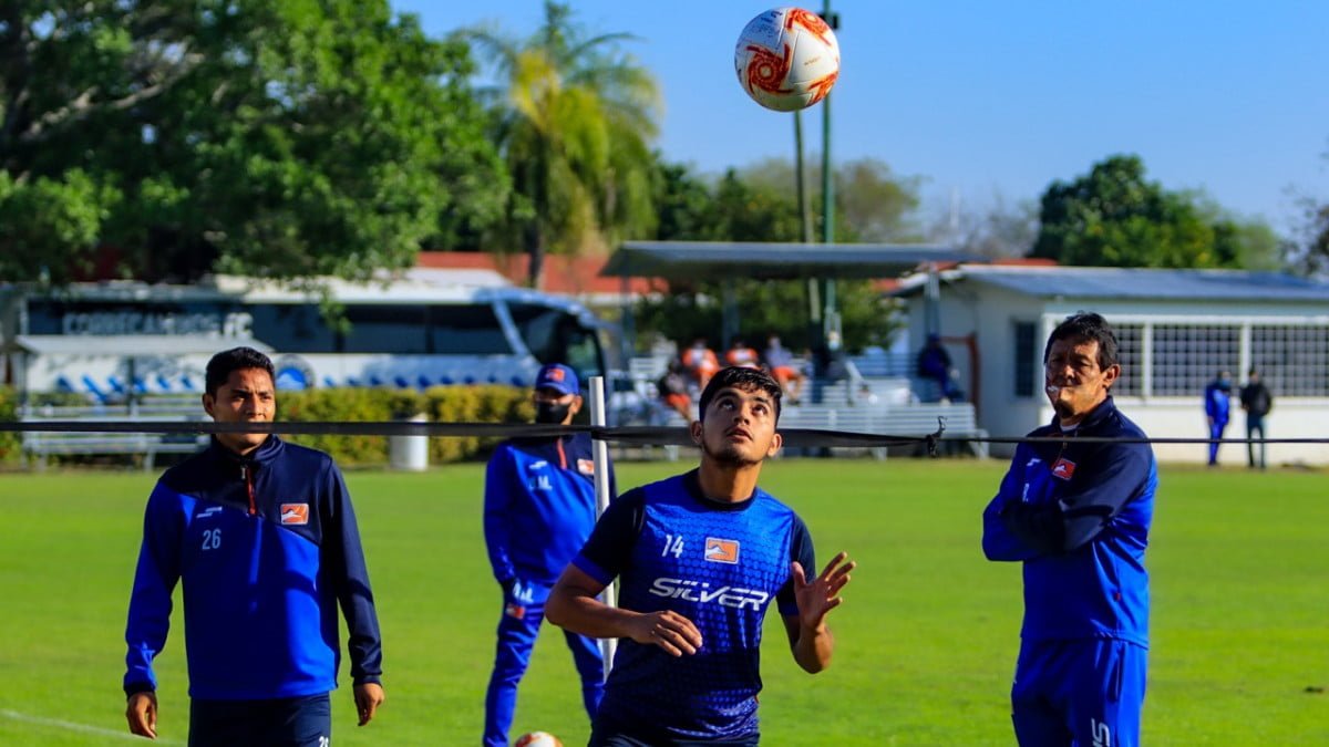 Correcaminos se fortalece en pretemporada