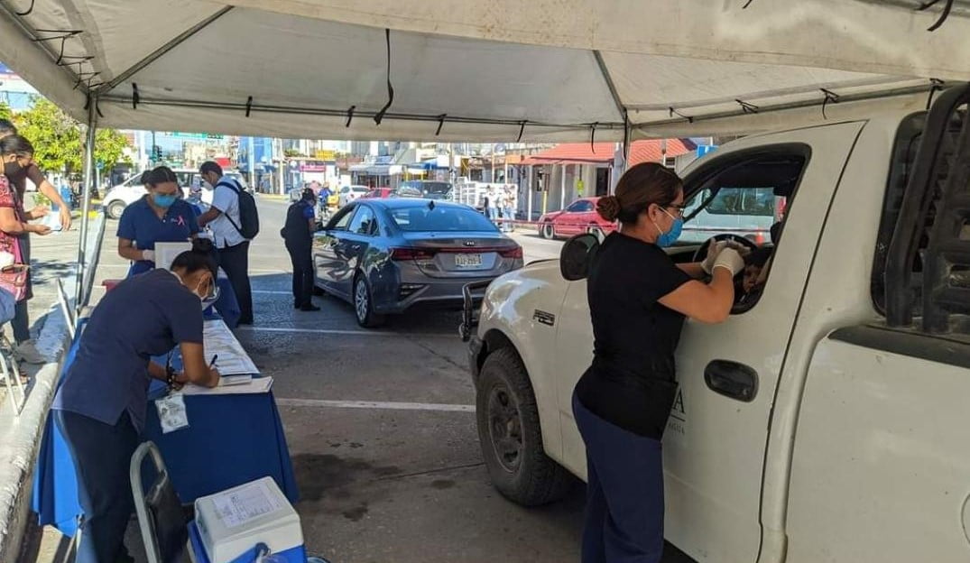 Incrementan en Tamaulipas cobertura de vacunación con estrategia Drive Thru