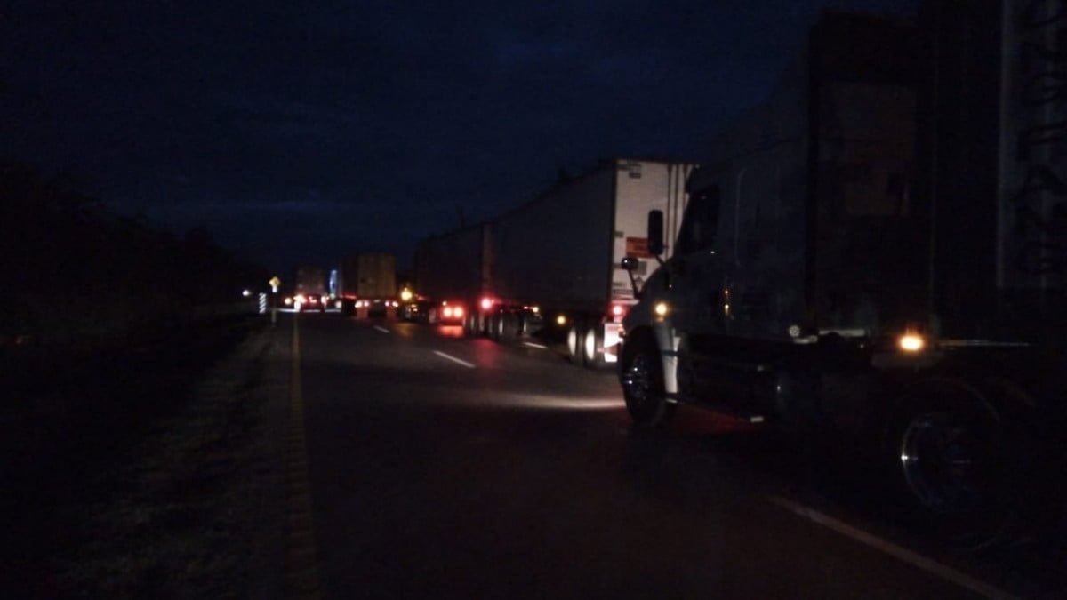 Pérdidas incuantificables al sector de carga bloqueo de carretera federal en Altamira