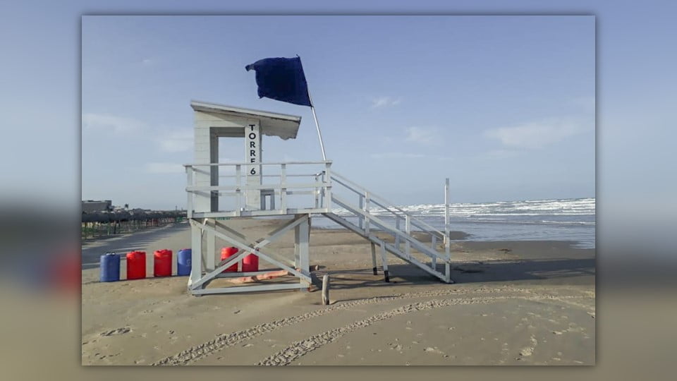 Colocan Bandera Negra en Playa Miramar por Condiciones Climatológicas