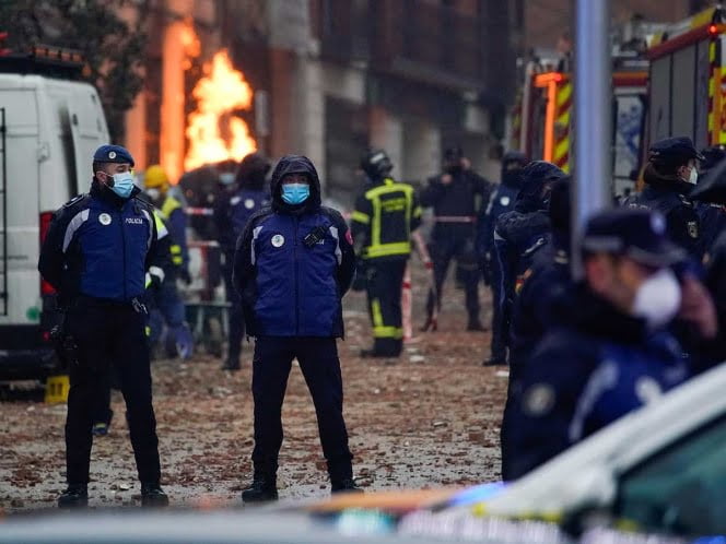 Suman 3 muertos por explosión en Madrid