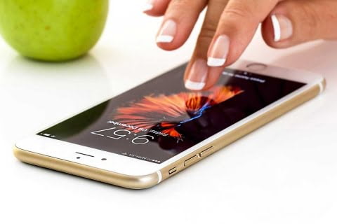 Apple trabaja en dos teléfonos plegables; ¿cuándo llegarán al mercado?
