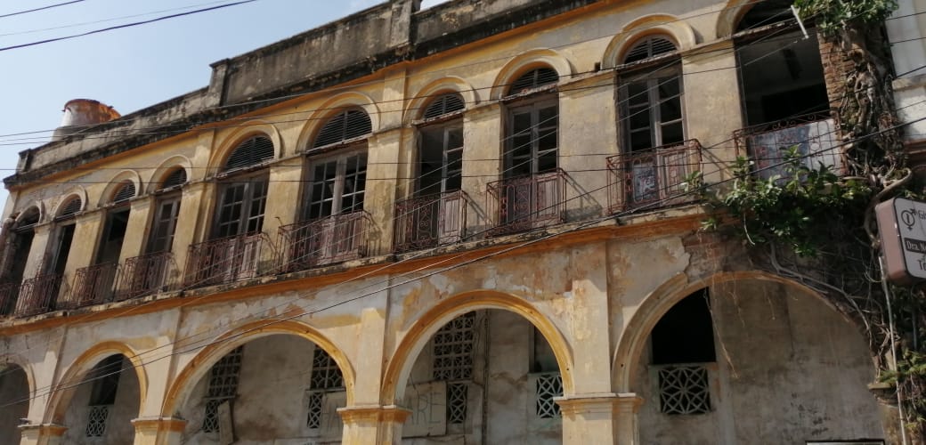 Al menos 10 edificios viejos en zona centro de Tampico deben ser demolidos; tienen daños severos