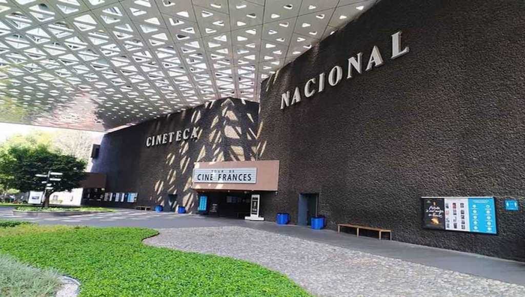 Trabajadores de la Cineteca Nacional acusan reducción de personal
