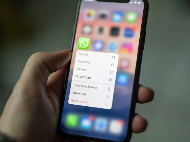 ¿Quieres saber cómo te registraron tus contactos en WhatsApp? Aquí te decimos