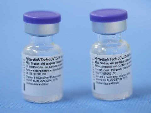 Nueva Zelanda anuncia que solo utilizará la vacuna de Pfizer