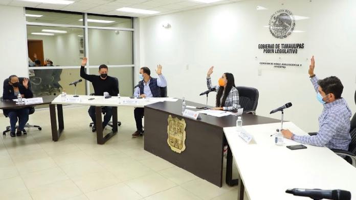 Comisión del Congreso prohíbe castigo corporal como método de disciplina en menores de edad