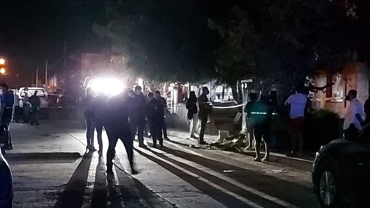 Calle Navarra donde ocurrió el triple homicidio en Altamira sigue en penumbras ; tampoco hay vigilancia