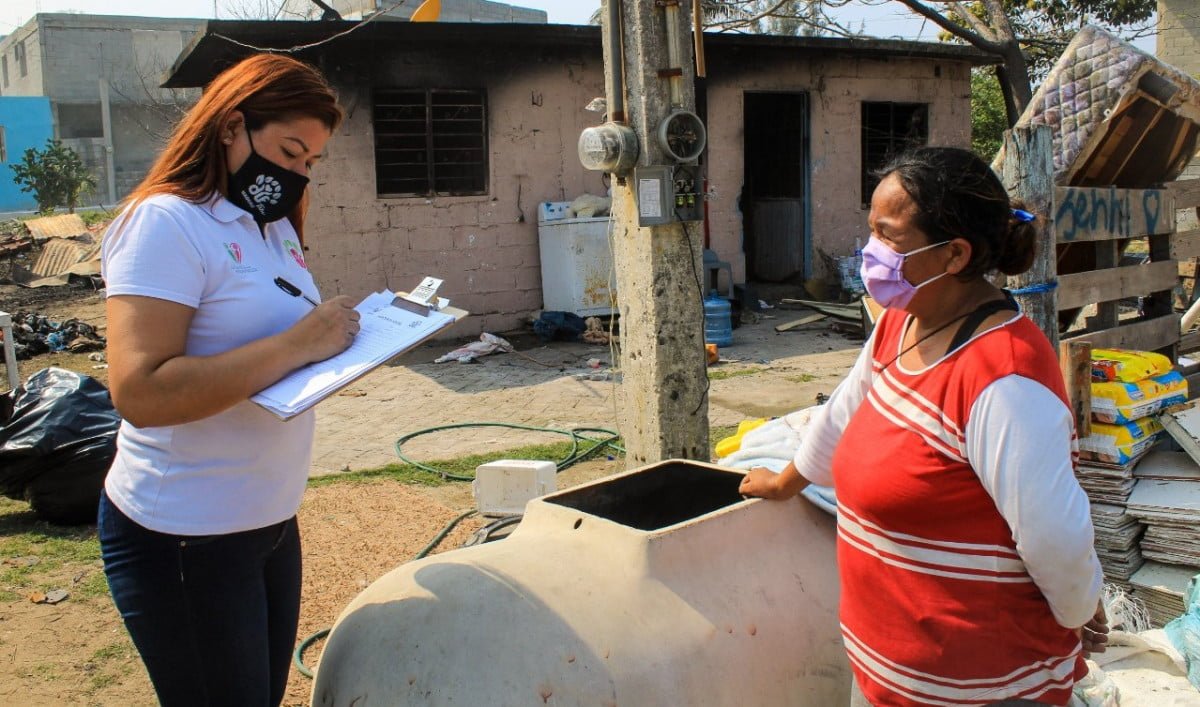 Familia afectada por incendio recibe apoyo de DIF Madero