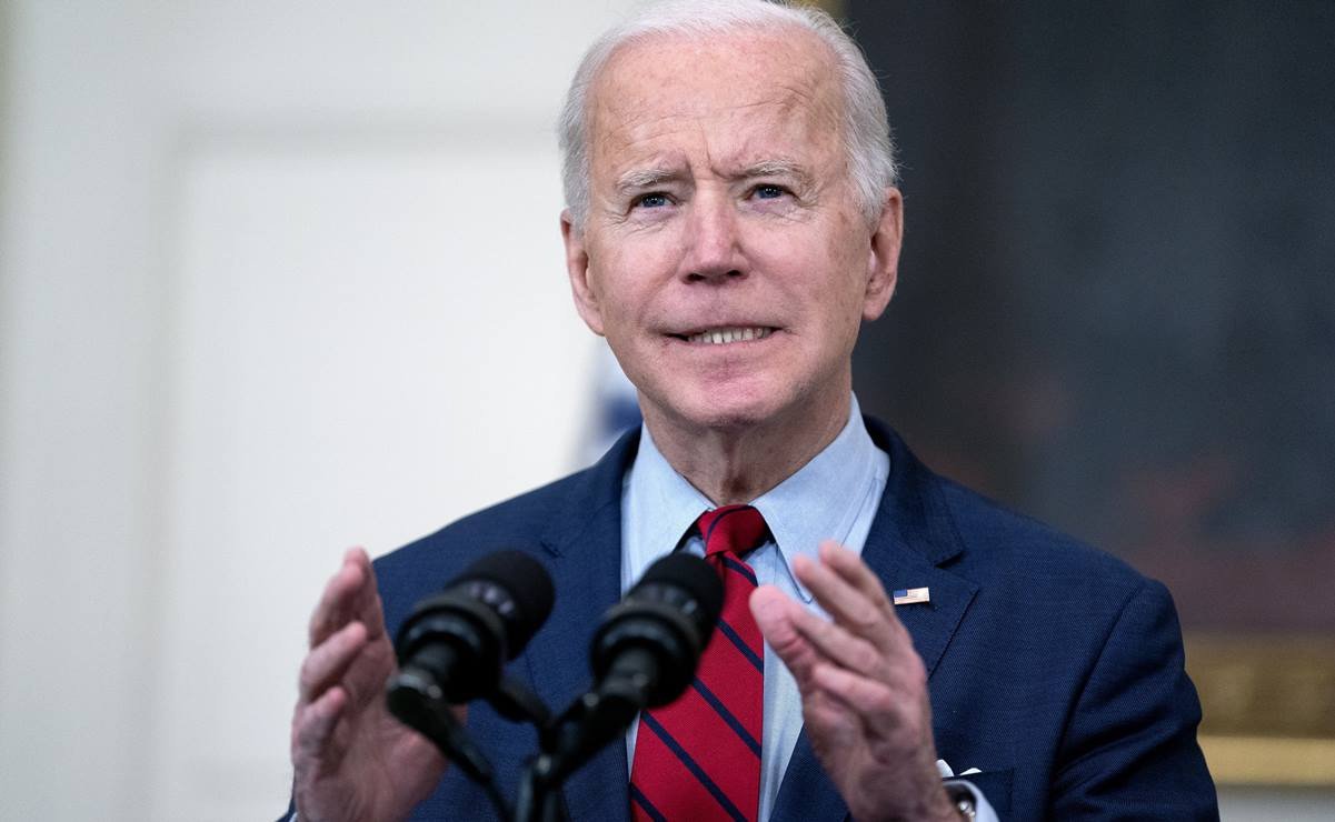 México se niega a recibir a familias migrantes que EU deporta: Biden