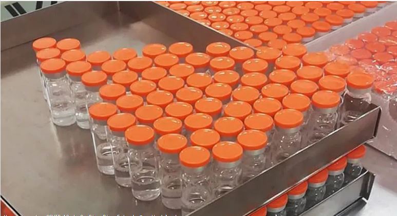 Empieza distribución de vacunas contra COVID-19 de CanSino envasadas en México