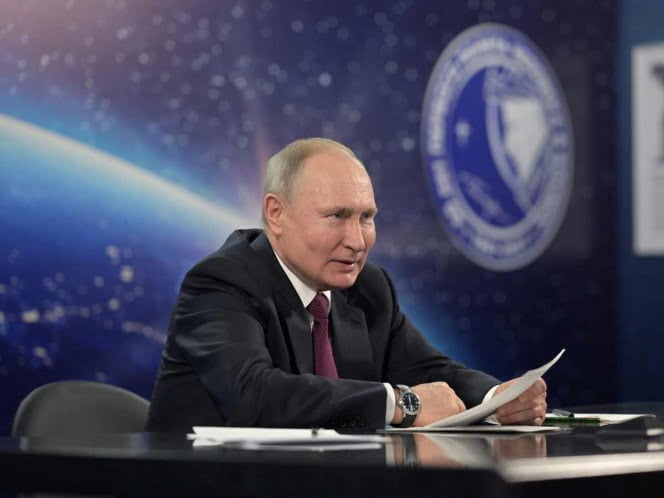 Rusia debe seguir siendo una potencia espacial: Putin