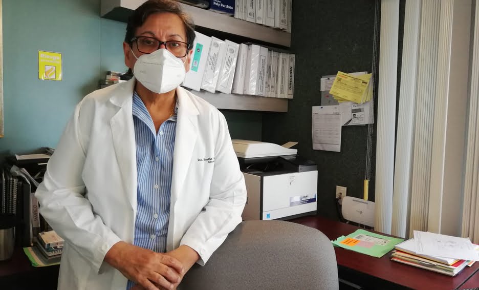 Personal de hospitales particulares siguen sin vacuna contra el Covid-19