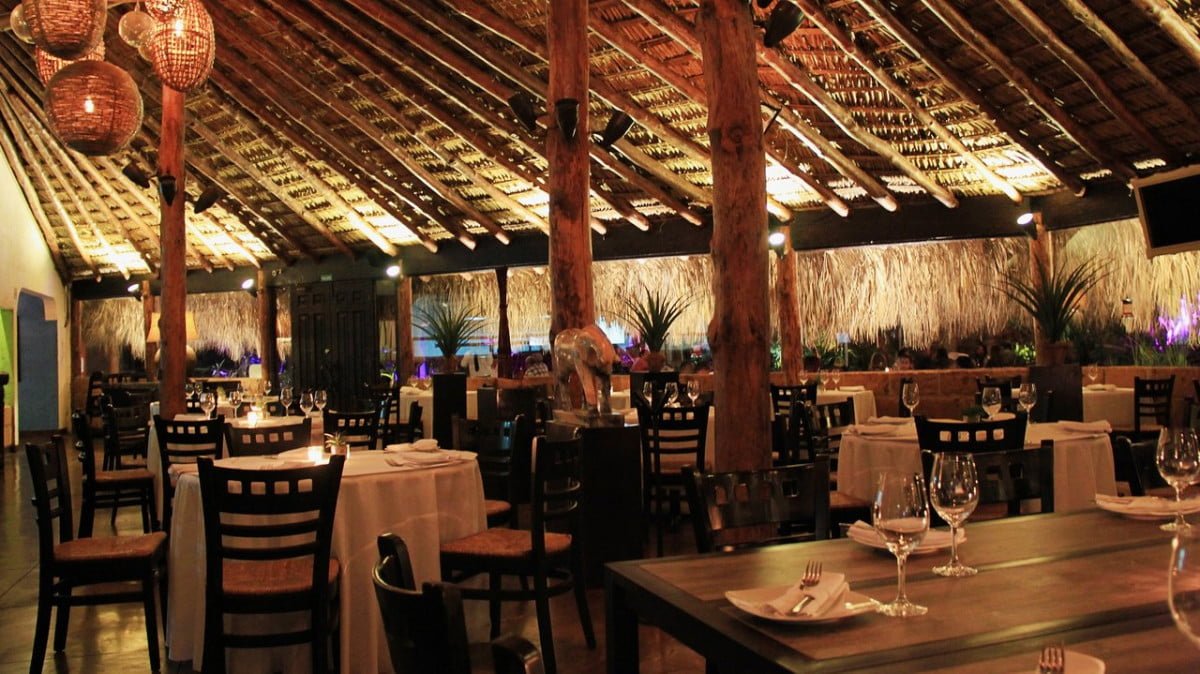 No aceptarán más cierres por pandemia, sector restaurantero