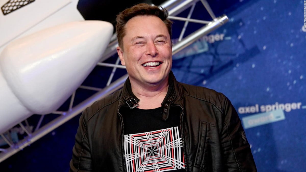 Elon Musk admite en programa que tiene síndrome de Asperger