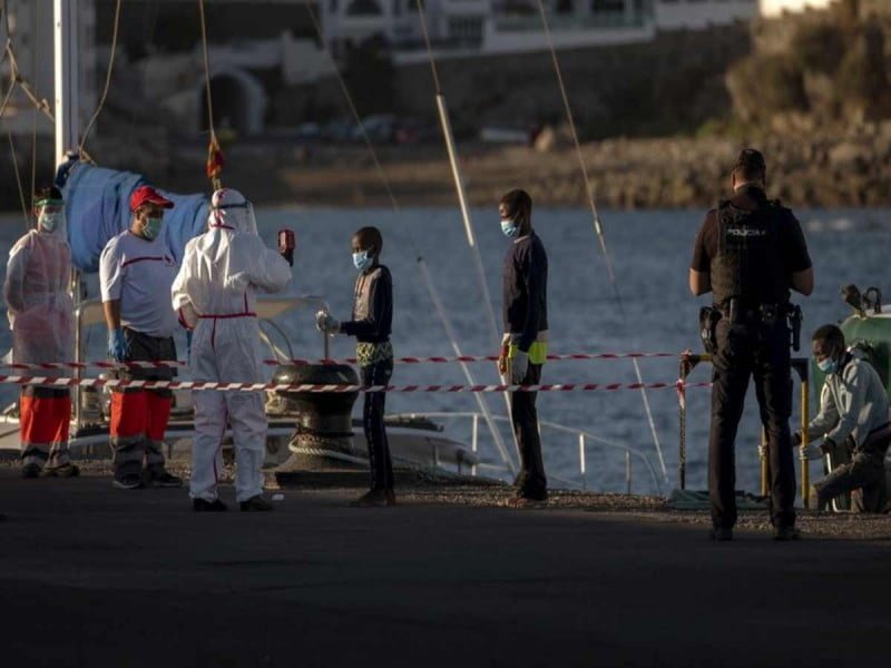 Se hunde barco con migrantes frente a las Canarias