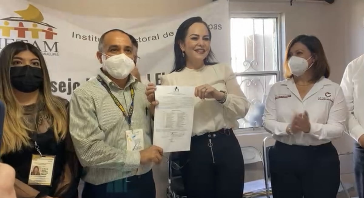 Carmen Lilia Canturosas es alcaldesa electa de Nuevo Laredo, recibe constancia de mayoría