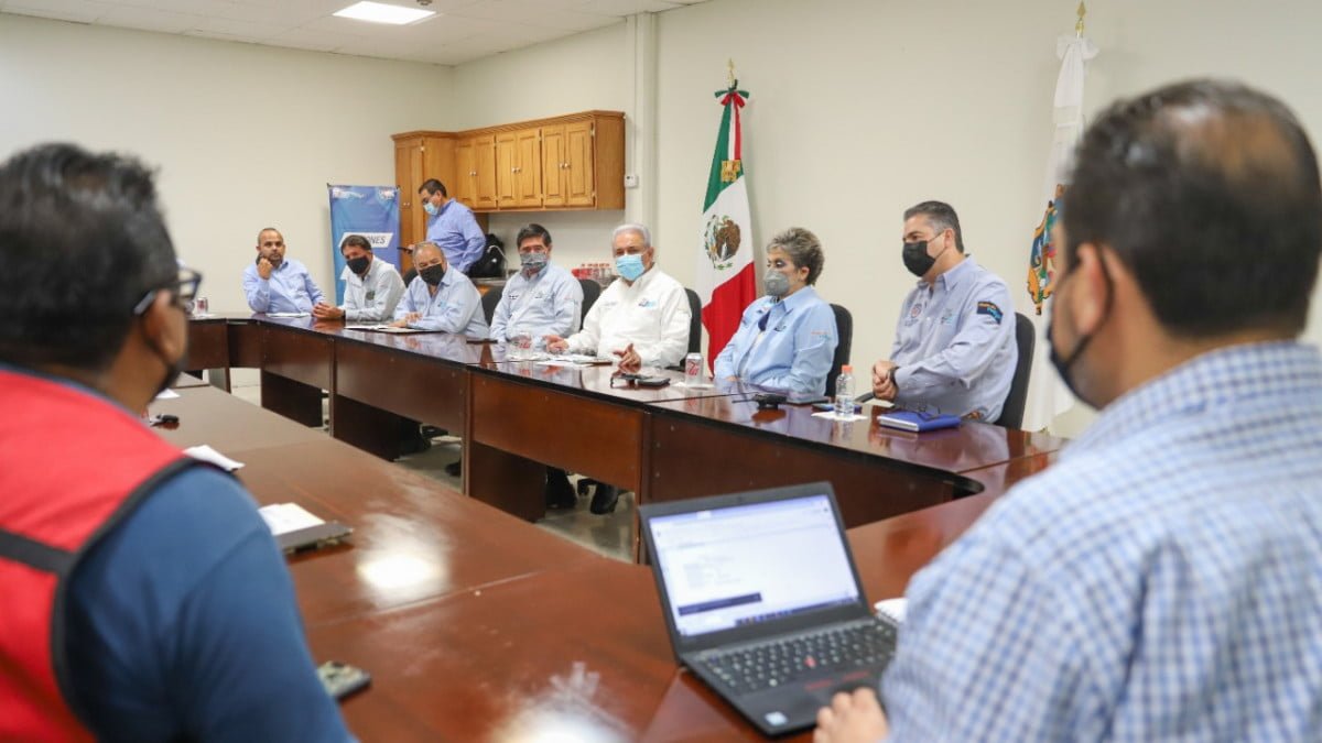 Anuncia Sanmiguel la firma de un convenio para demoler edificio de González y América
