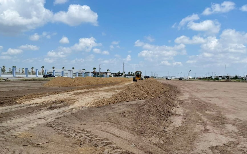 Construye el municipio de Nuevo Laredo otra cancha en la Col. El Progreso