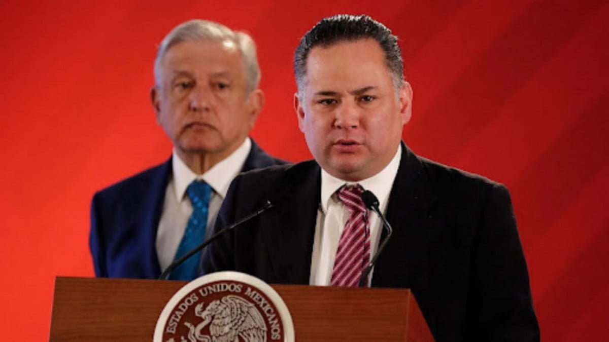 Santiago Nieto, titular de la UIF, se descarta para el 2024