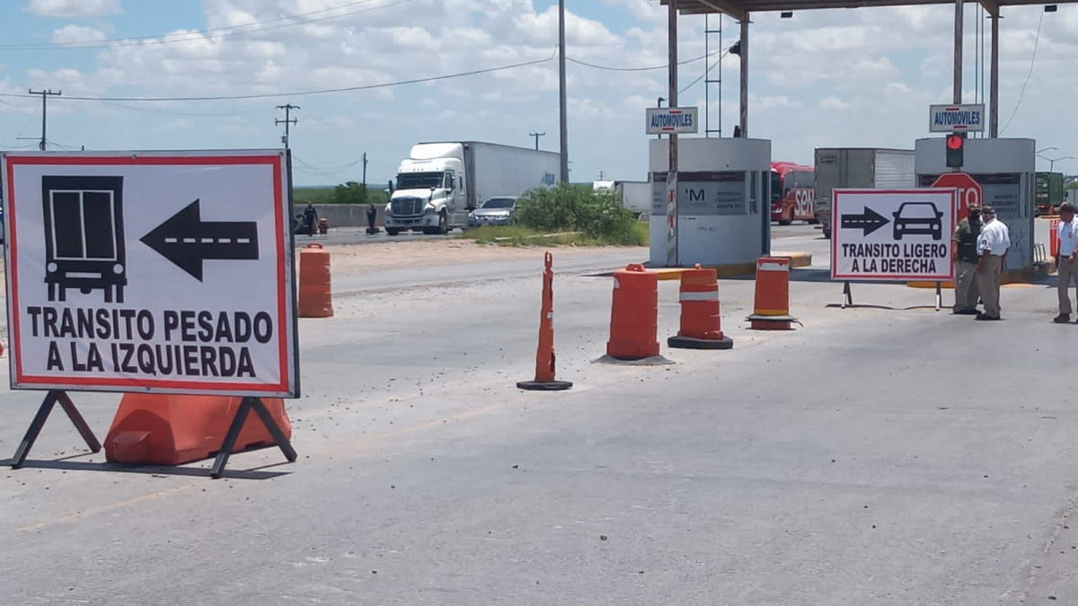 Coloca CenSeCar señalamiento en el Kilómetro 26 para tráfico pesado en Nuevo Laredo