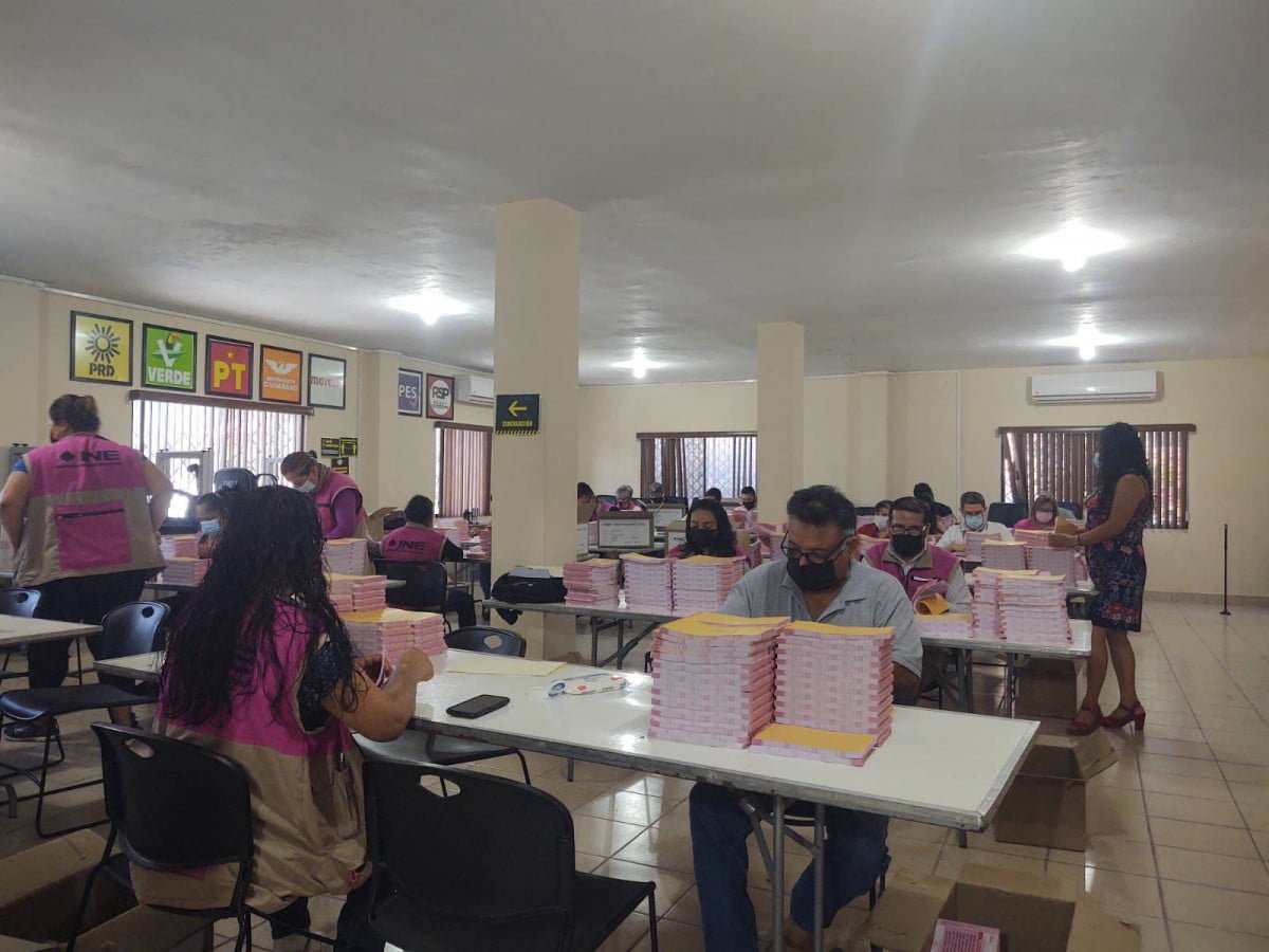 Inicia sellado de papeletas de la consulta popular en Nuevo Laredo