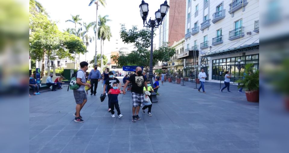 Carteristas aplican sustancia extraña a sus víctimas para robar sus pertenencias 