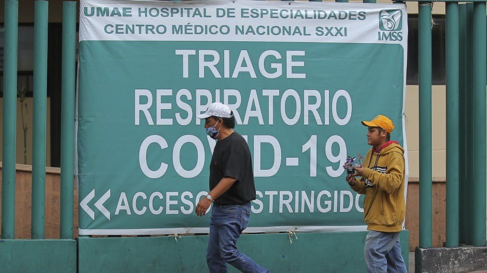 Revela Inegi que COVID-19 causó 35.3 % más muertes en 2020 que las contabilizadas por Secretaría de Salud