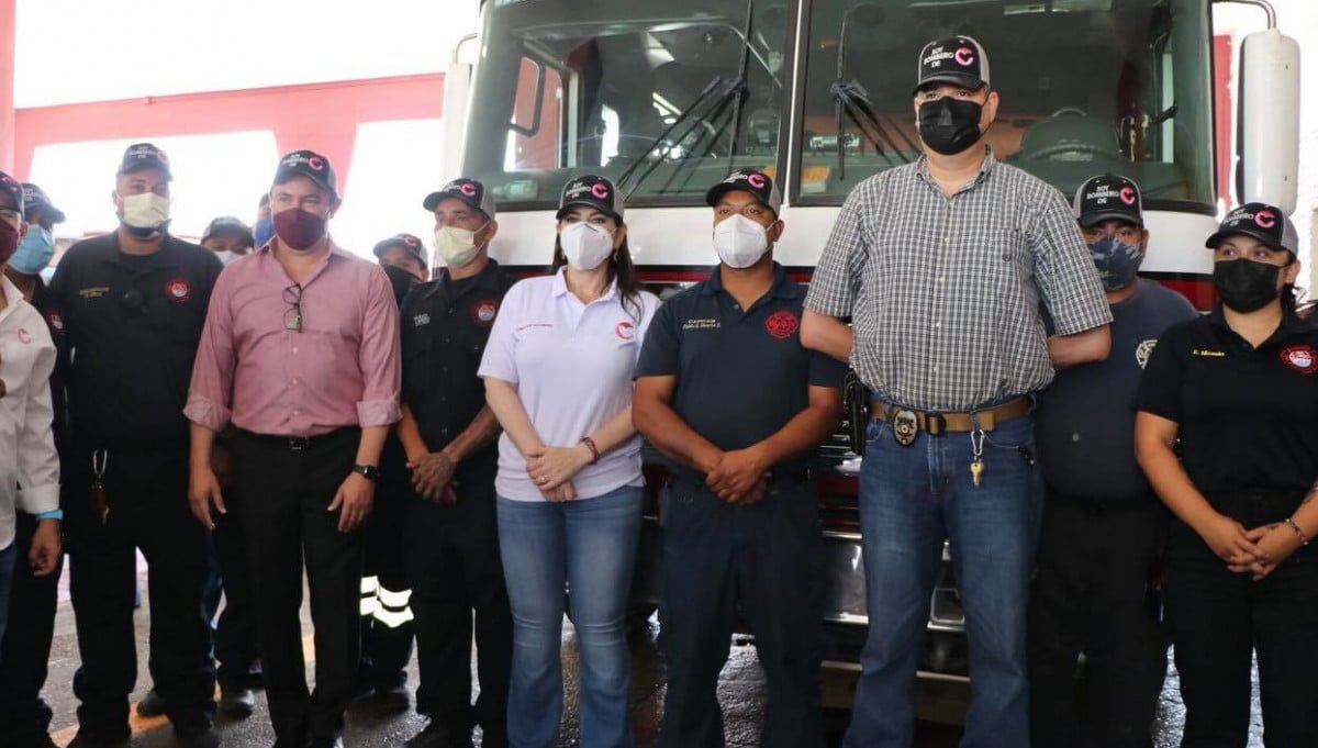 Renovará Carmen Lilia Canturosas ambulancias y apagadoras de PCyB