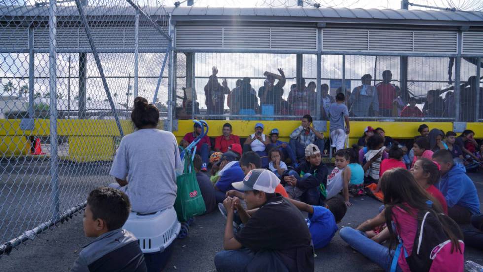 Piden diputados a Federación más recursos para atender a migrantes en la frontera