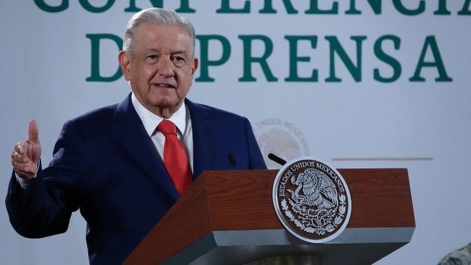 AMLO propondrá a mujer indígena para que sea agregada cultural de México en España