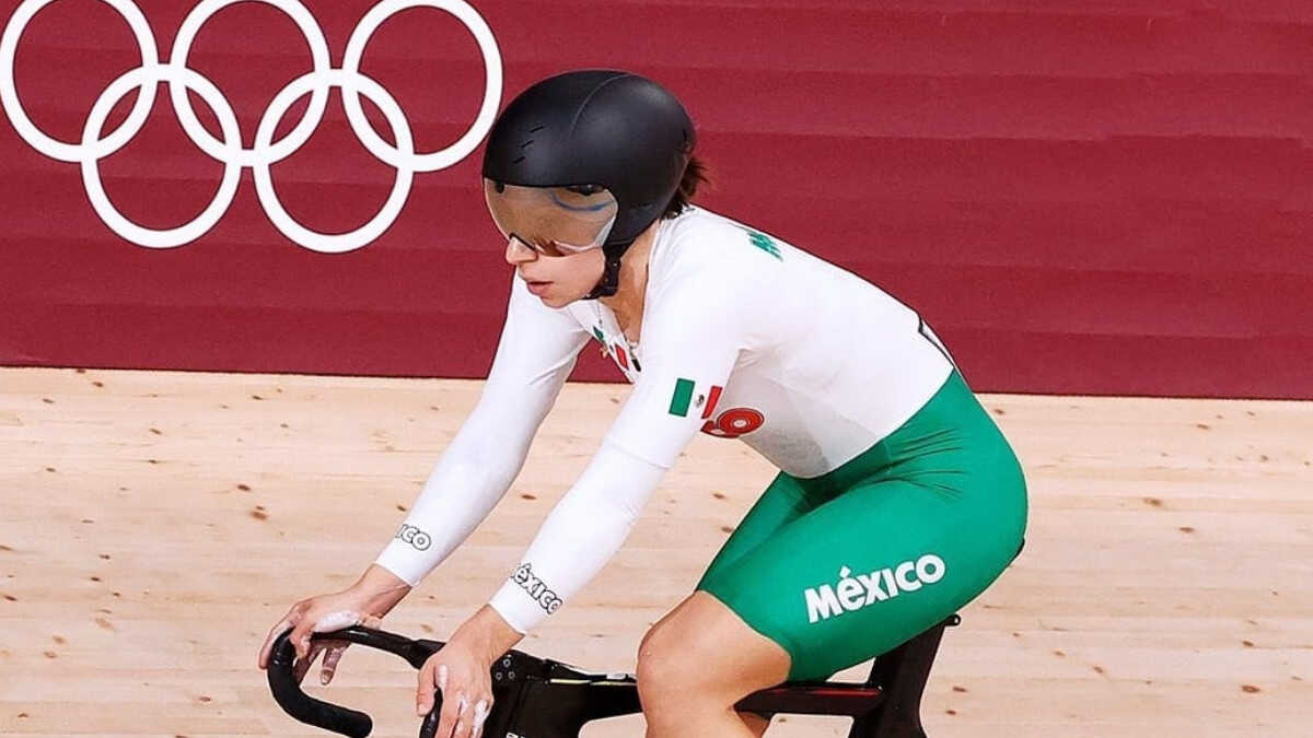 La ciclista mexicana Daniela Gaxiola avanza a cuartos de final