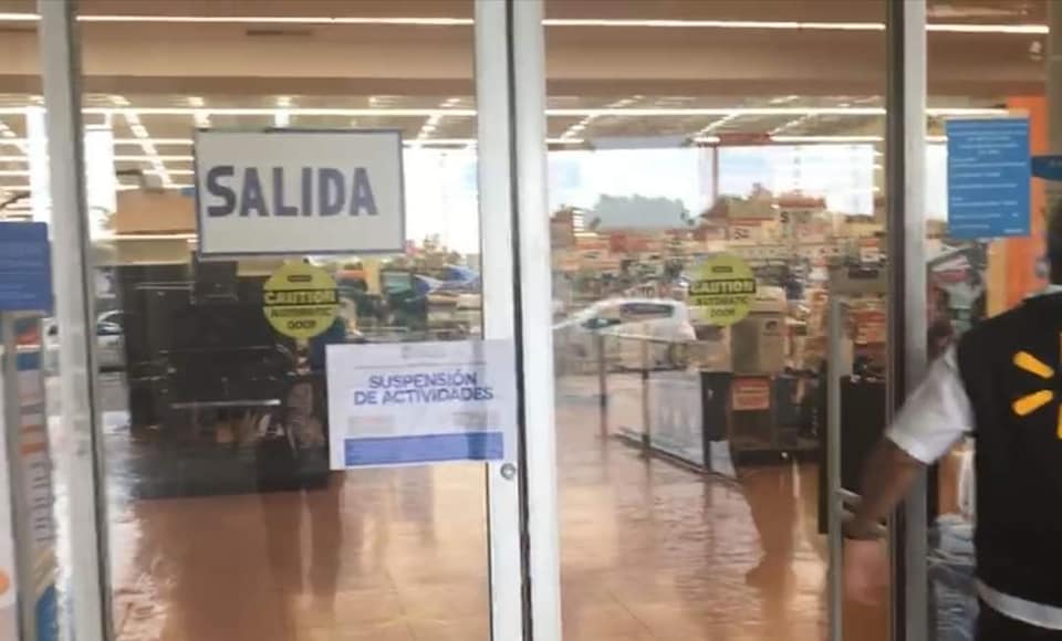 COFEPRIS clausura Walmart Adelitas en Cd. Victoria
