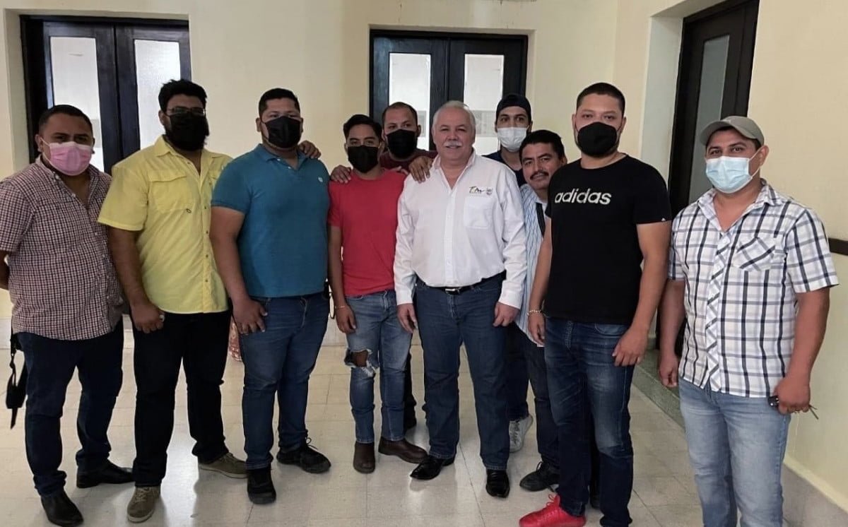 Tras diálogo con choferes, acuerdan que Gobierno de Tamaulipas sí cobrará pago de derechos a UBER Y DIDI