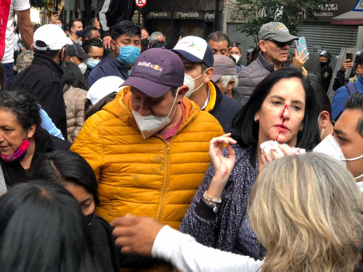 Agreden policías a alcaldesa electa Lia Limón
