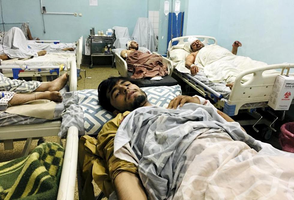 Aumenta a 95 cifra de muertos por doble atentado en Kabul