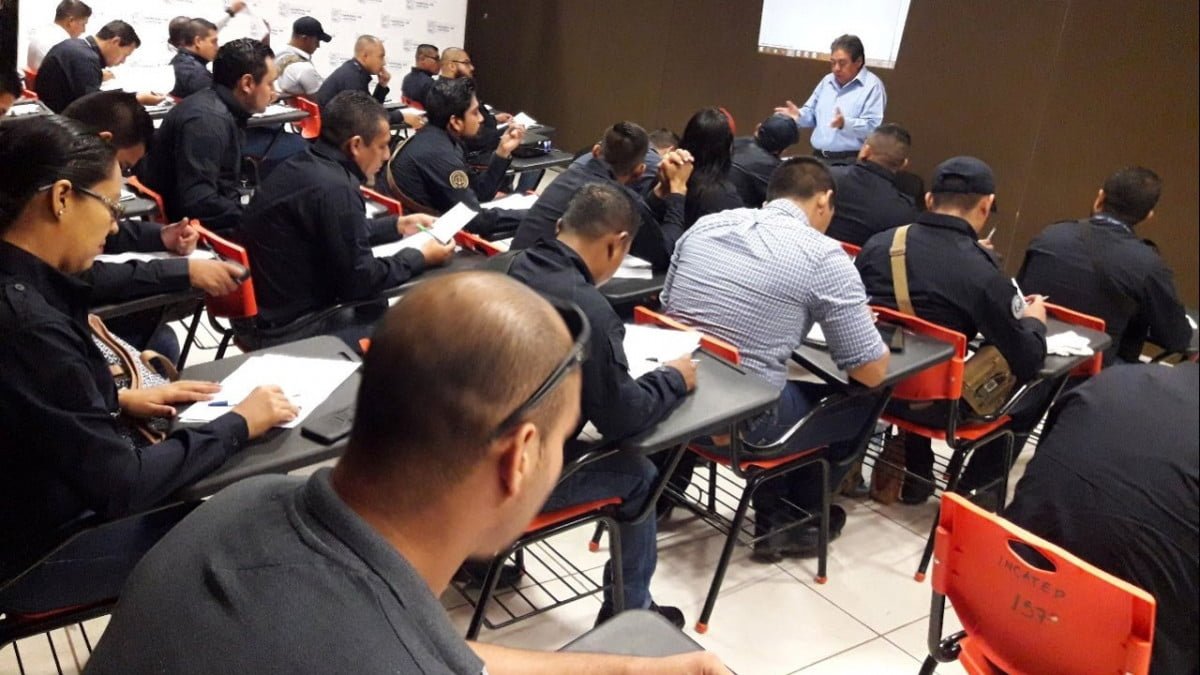 Antinarcóticos de EE.UU. capacita a peritos de Tamaulipas  