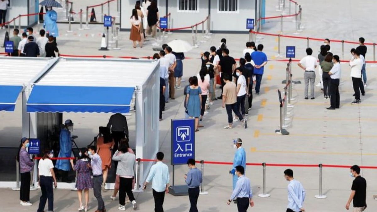 China reporta cero casos de Covid tras imponer fuertes restricciones 