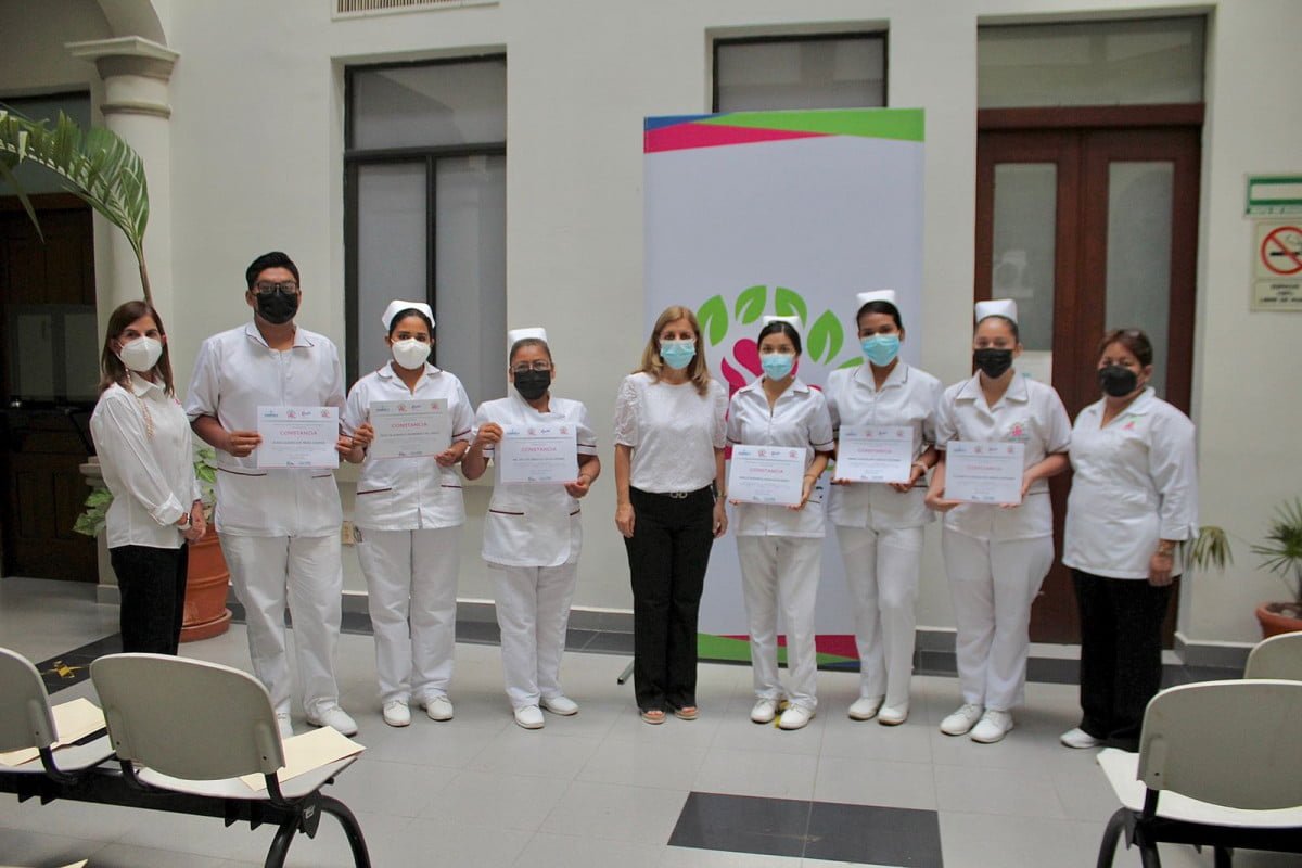 Anuncia Aida Féres de Nader, cursos de capacitación en enfermería y belleza
